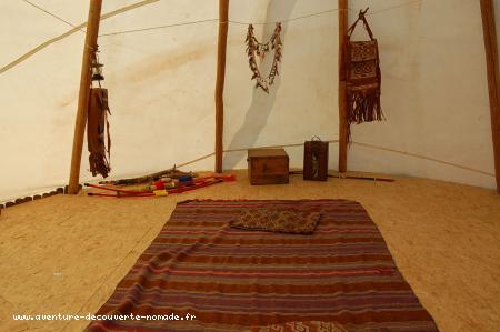 Le tipi, interieur