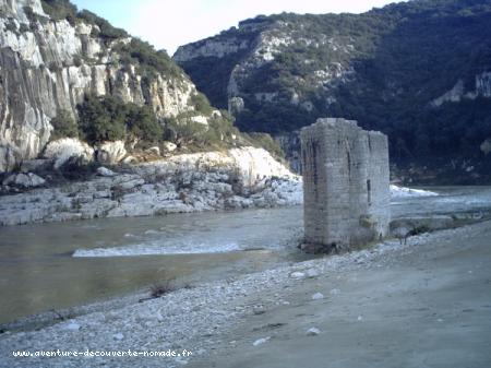 Un des nombreux moulins qui jalonnent la rivière